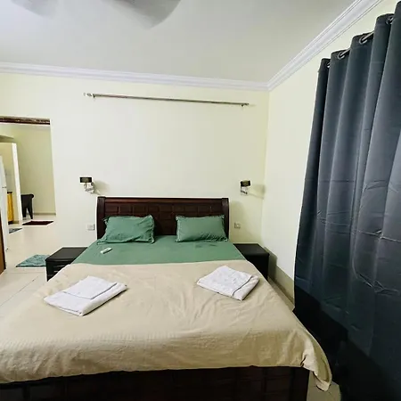Sm Apartments Arpora